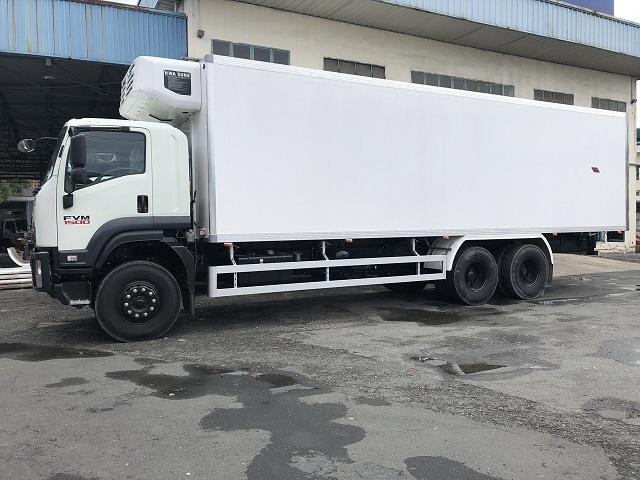 XE TAI ISUZU 15 TẤN ĐÔNG LẠNH