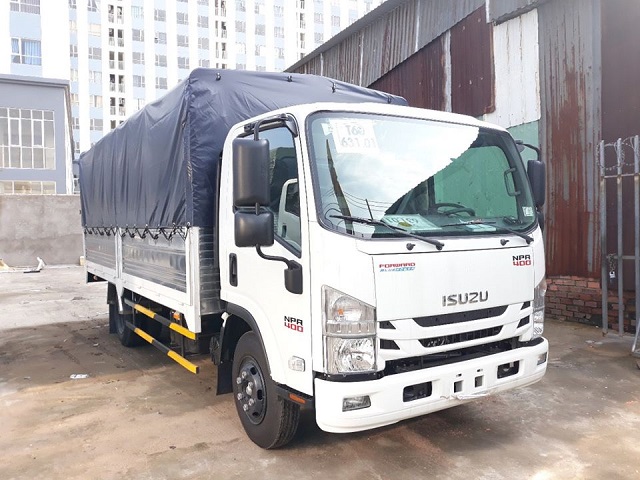 xe tai isuzu 3.5 tấn thùng bạt